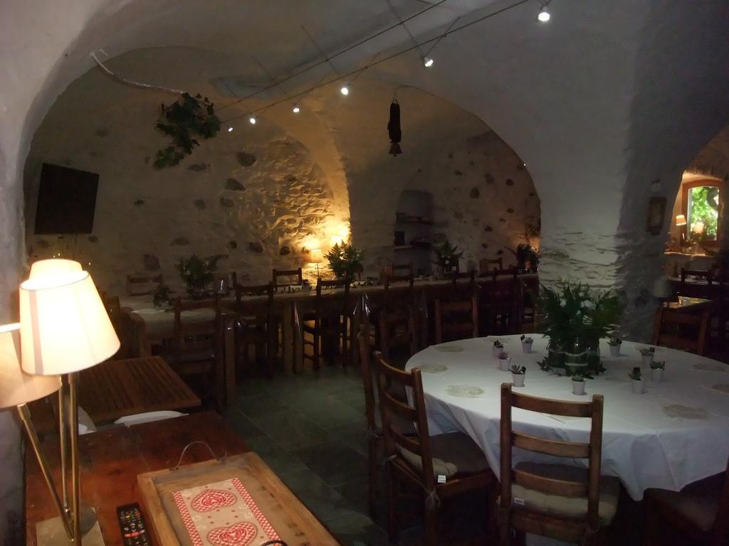 Le Domaine du Grand Cellier Chambres d'hôtes en Savoie Tournon-sur-Rhône Extérieur photo