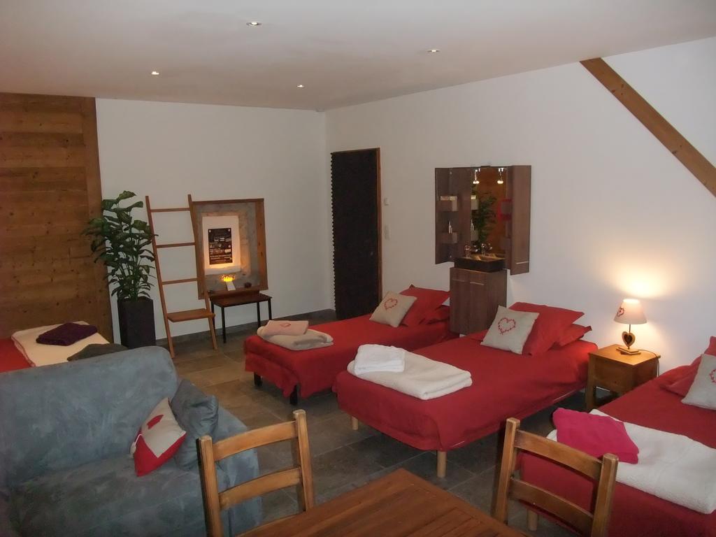 Le Domaine du Grand Cellier Chambres d'hôtes en Savoie Tournon-sur-Rhône Extérieur photo