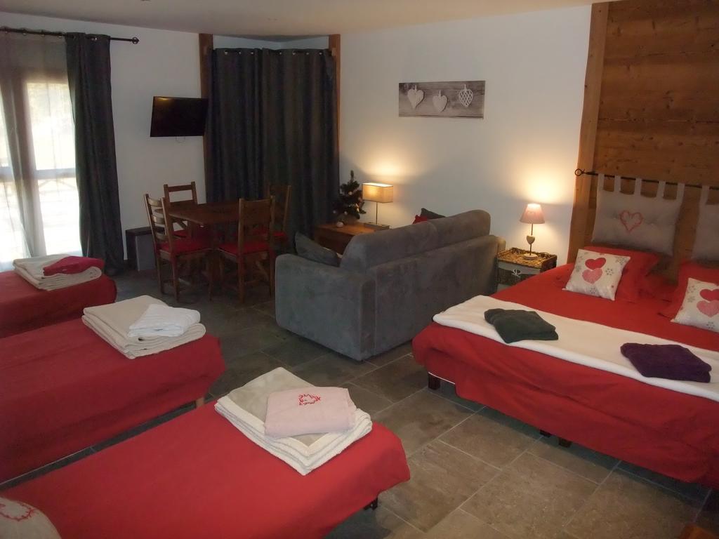 Le Domaine du Grand Cellier Chambres d'hôtes en Savoie Tournon-sur-Rhône Extérieur photo